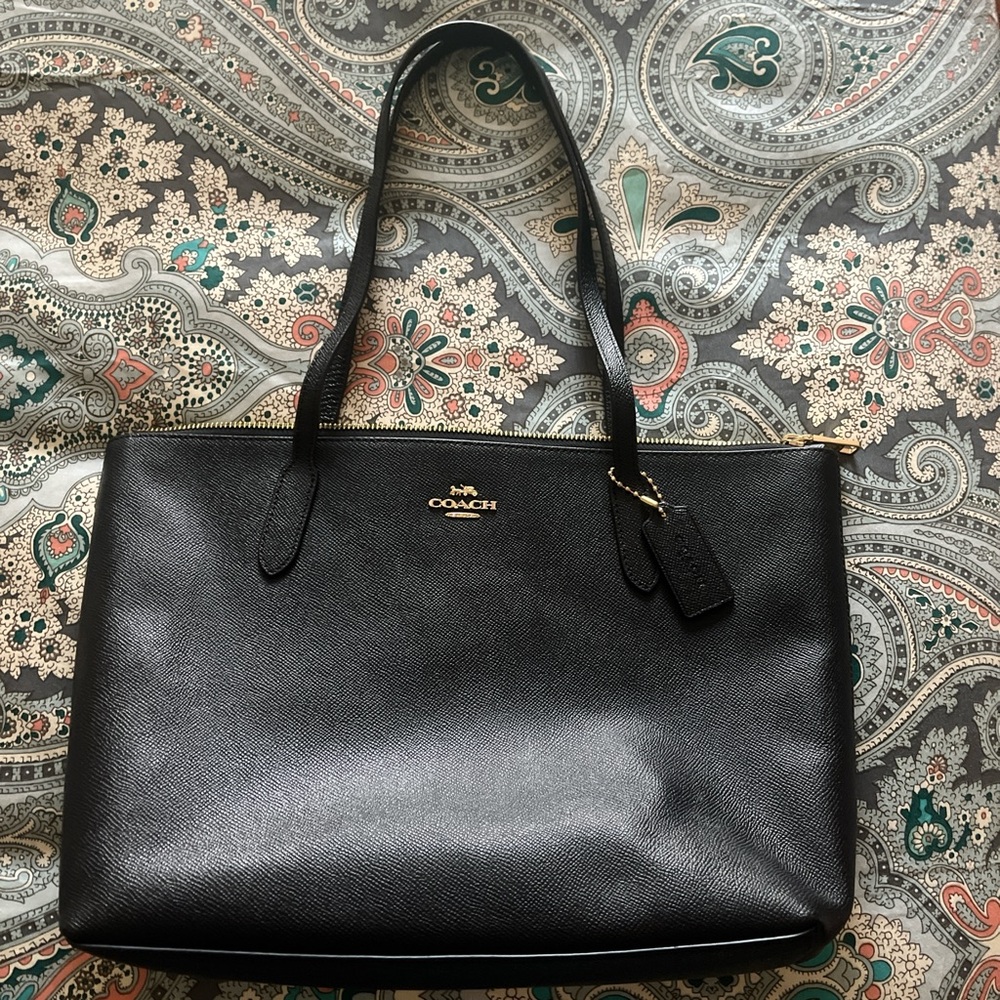 Black Coach Tote purse